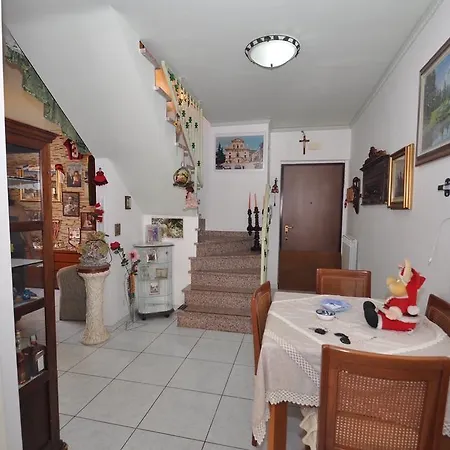 Semesterbostad Casa Quarzo *